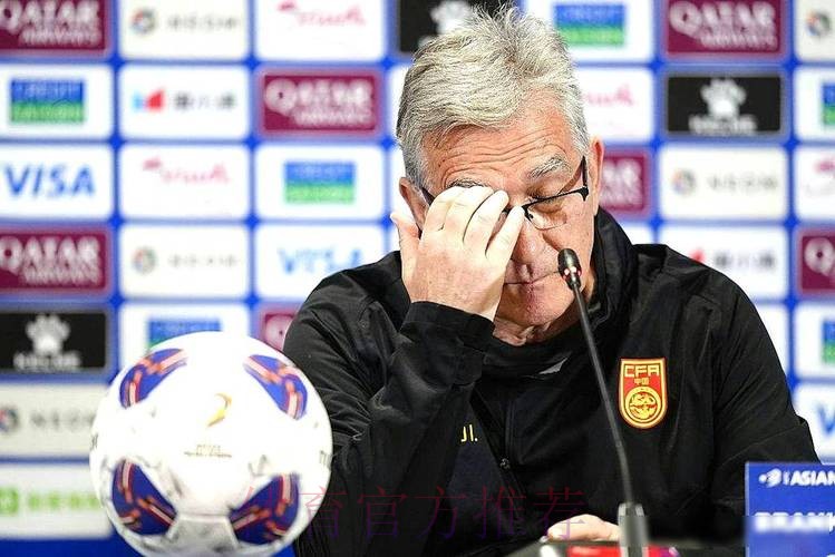 里皮:我对球员有信心 我们会尽全力争取好成绩 里皮:我对球员有信心 我们会尽全力争取好成绩